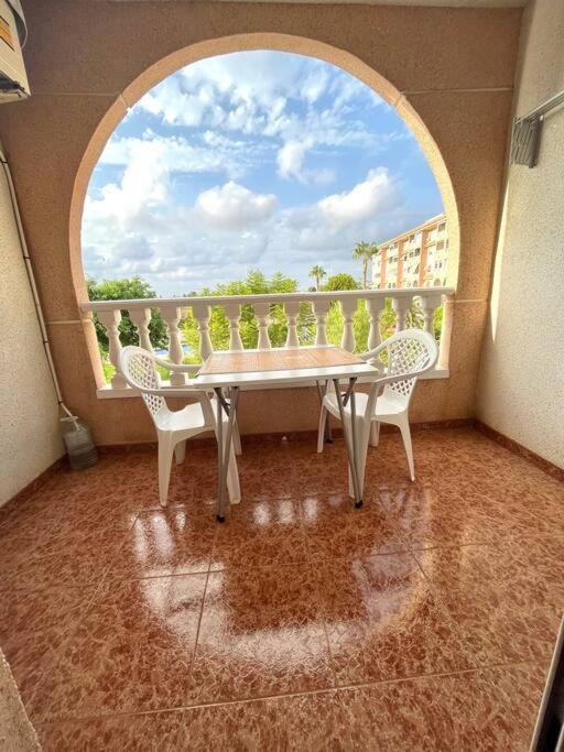 Casa Di Mateo With Garden View And Swimming Pool Apartman Torrevieja Kültér fotó